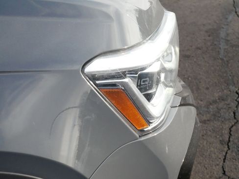 Certified 2024 Volkswagen Taos SEL image 17