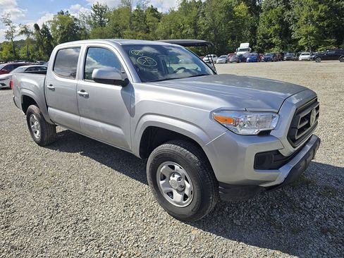 Used 2023 Toyota Tacoma SR AWD/4WD image 4