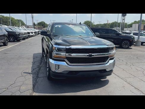 Certified 2018 Chevrolet Silverado 1500 LT AWD/4WD image 3
