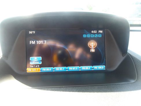 Used 2015 Buick Encore FWD image 22