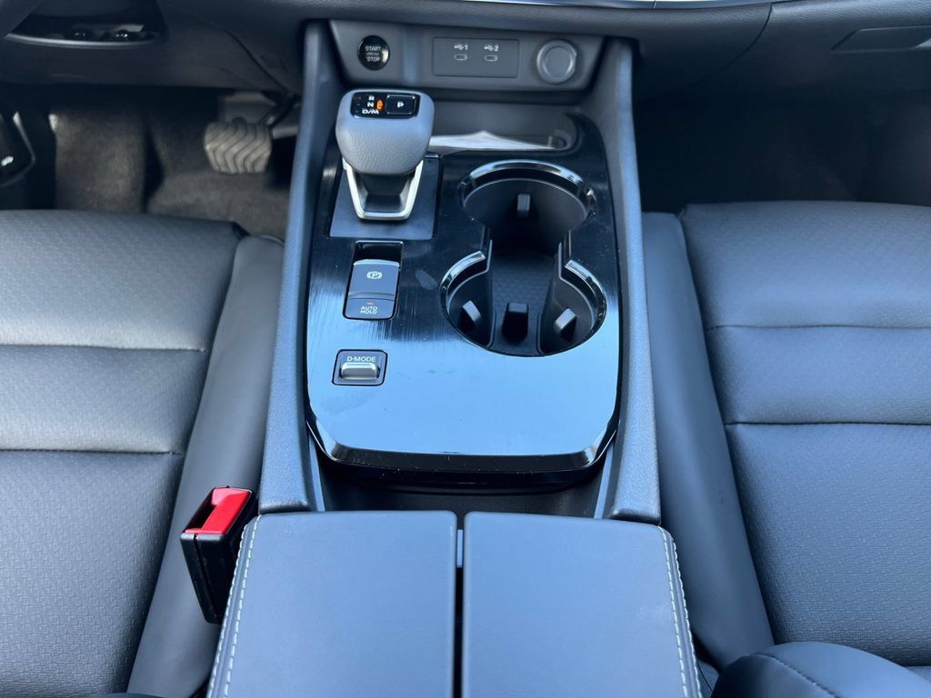 New 2026 Nissan Rogue Dark Armor FWD image 12