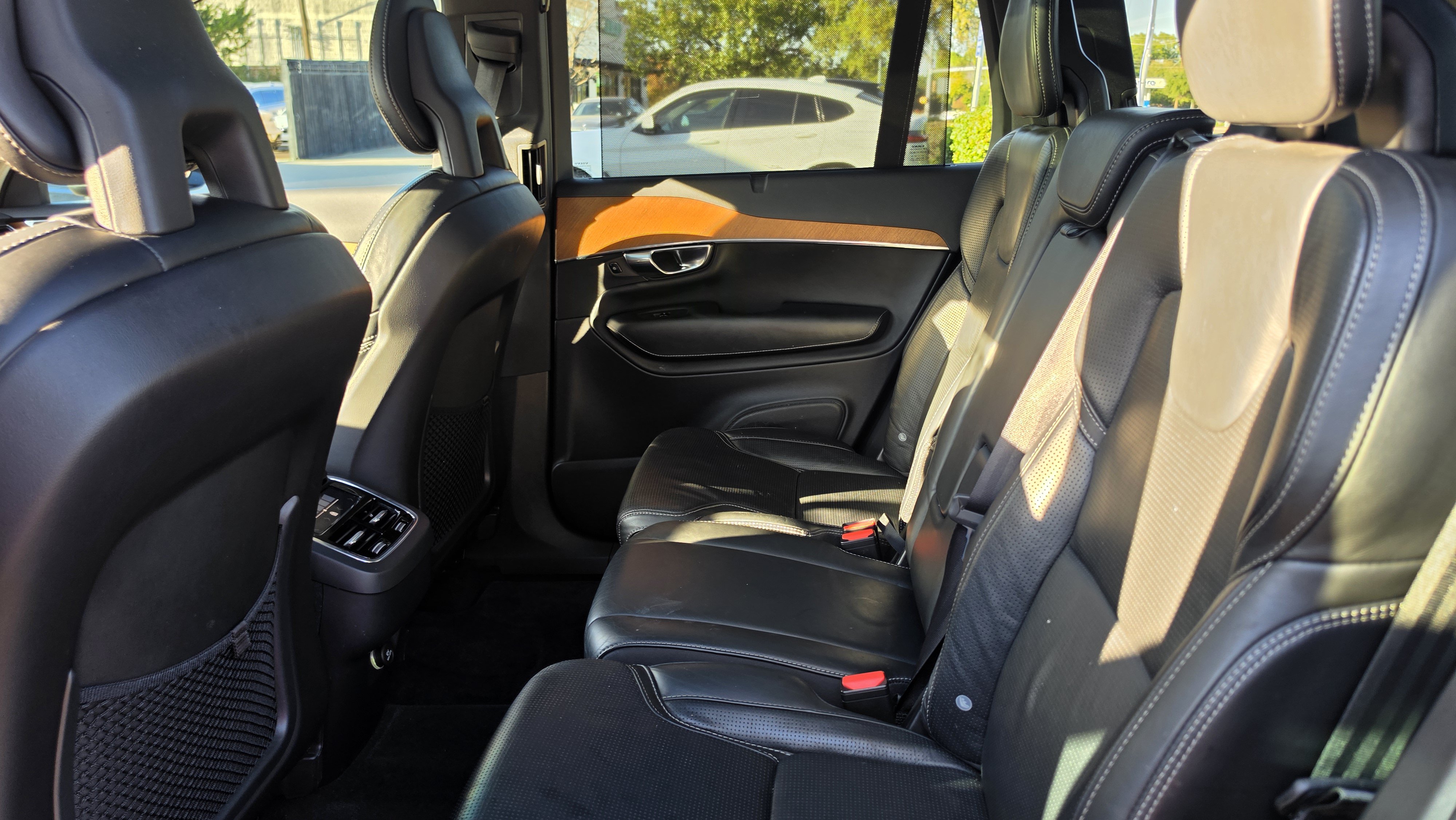 Used 2018 Volvo XC90 T6 Inscription w/ Convenience Package AWD/4WD image 23