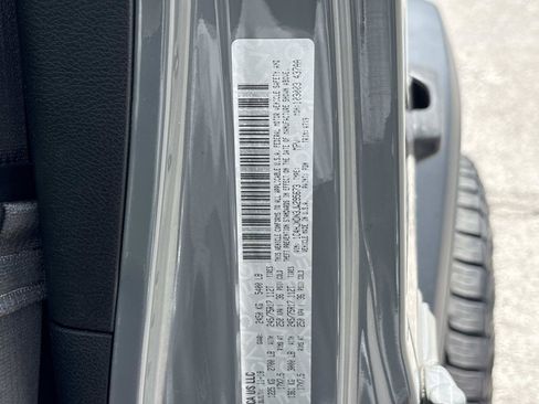 Used 2018 Jeep Wrangler Unlimited Sport AWD/4WD image 36