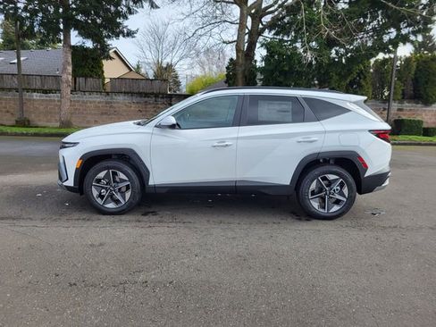 New 2026 Hyundai Tucson SEL image 3