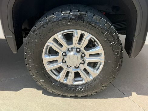 Used 2022 GMC Sierra 2500 Denali AWD/4WD image 14