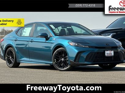 New 2025 Toyota Camry SE