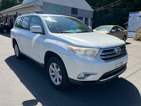 Used 2013 Toyota Highlander SE AWD/4WD image 7
