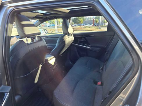 Used 2025 Toyota bZ4X XLE w/ Weather Package image 19