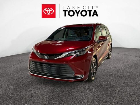 New 2026 Toyota Sienna Platinum image 1
