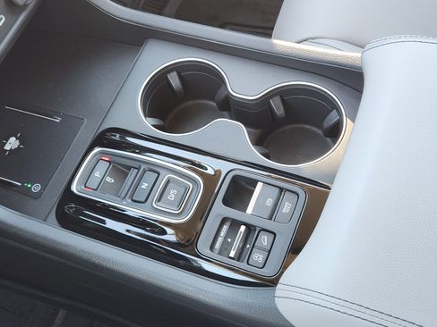 Certified 2025 Honda Pilot EX-L image 20