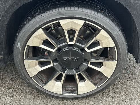 Used 2023 BMW XM image 5