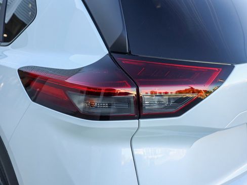 New 2026 Nissan Rogue SV image 7