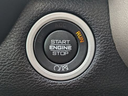 Used 2024 RAM 2500 Laramie w/ Safety Group AWD/4WD image 27
