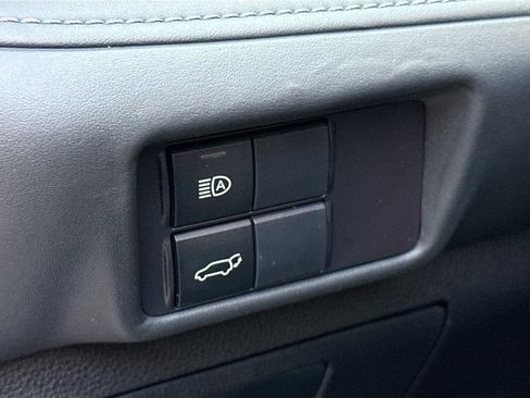 Used 2022 Toyota Highlander XSE image 10