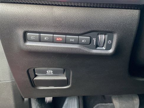 Used 2025 Jeep Wagoneer S Limited image 8