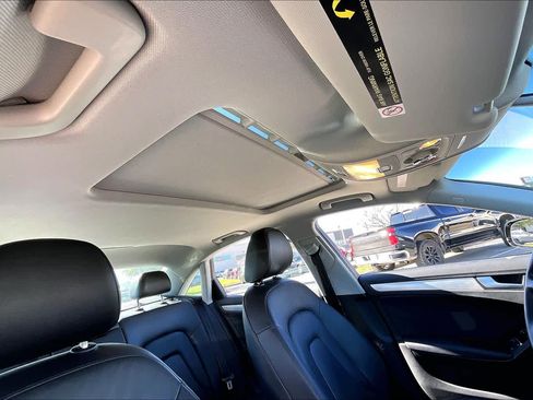 Used 2015 Audi A4 2.0T Premium image 12