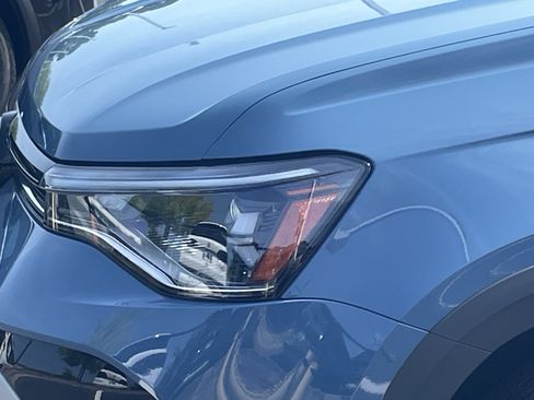 Used 2025 Volkswagen Taos S FWD image 6