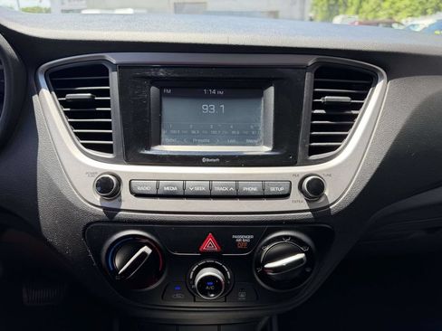 Used 2018 Hyundai Accent SE FWD image 27
