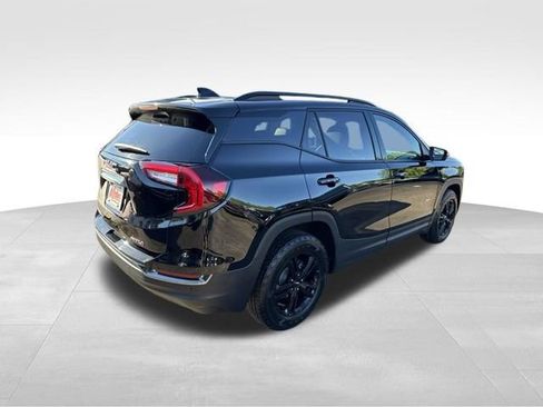 Used 2024 GMC Terrain AT4 AWD/4WD image 4