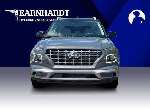 New 2025 Hyundai Venue Limited image 12