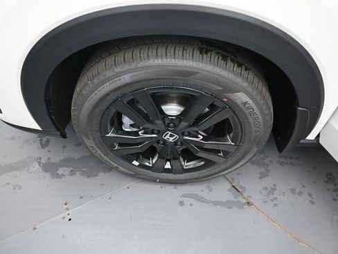 New 2026 Honda HR-V Sport image 32