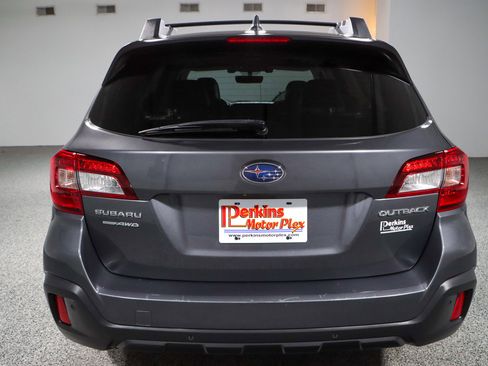 Used 2019 Subaru Outback 2.5i Limited image 8