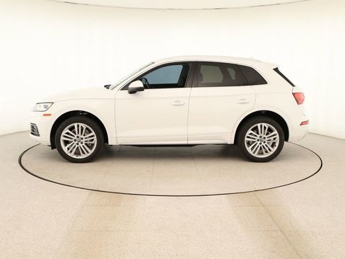 Used 2018 Audi Q5 2.0T Premium Plus w/ Premium Plus Package AWD/4WD image 2