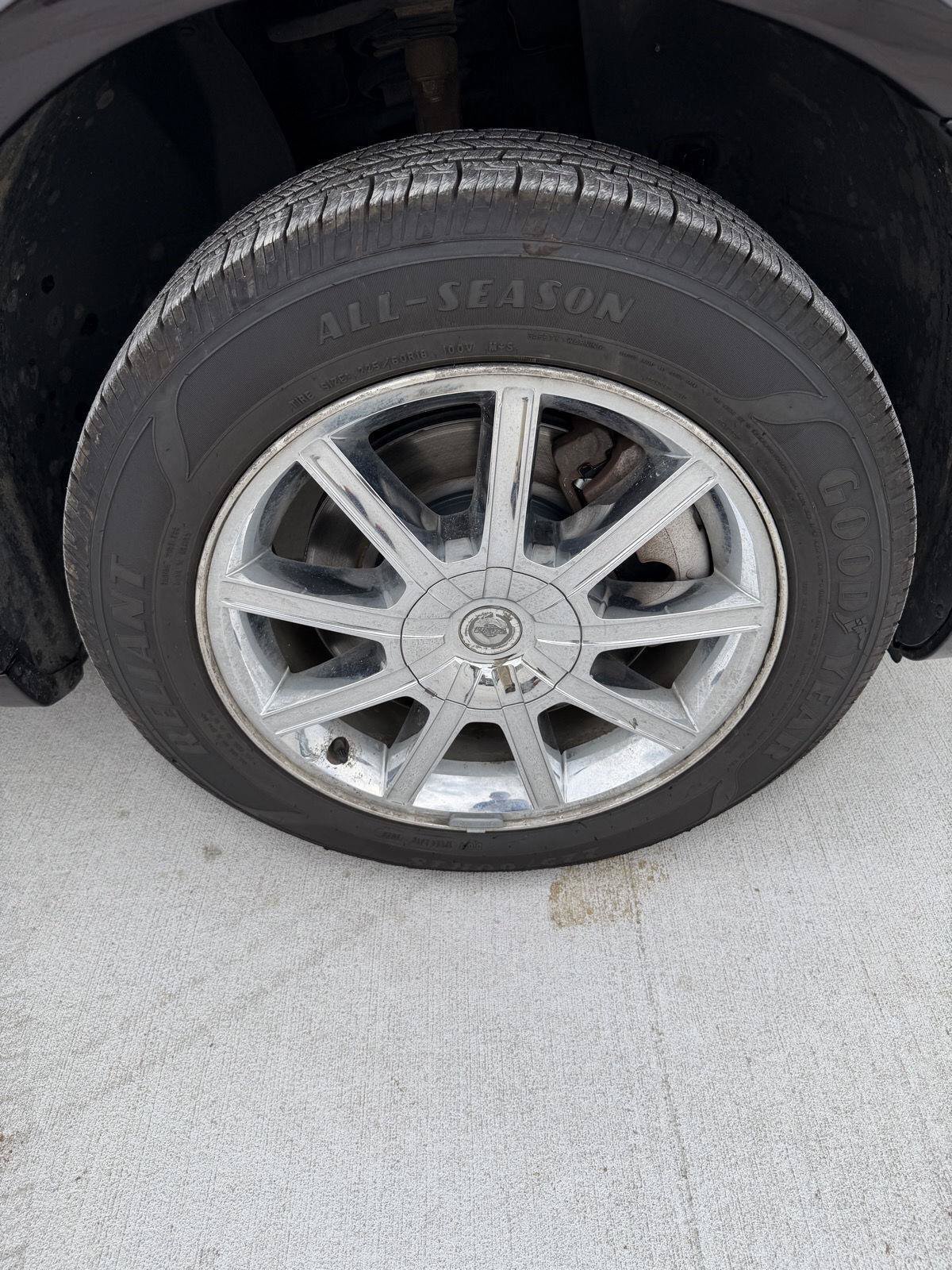 Used 2010 Chrysler 300 Touring AWD/4WD image 10