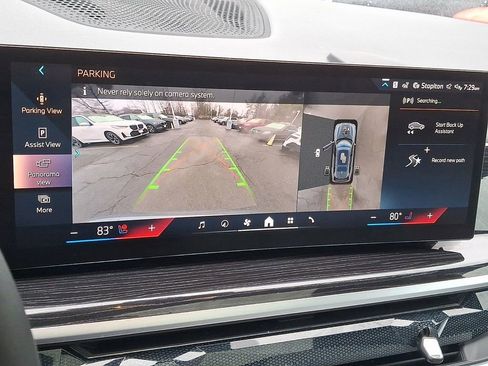 Certified 2024 BMW X7 xDrive40i w/ M Sport Package AWD/4WD image 16