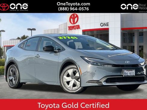 Used 2023 Toyota Prius Prime SE image 1