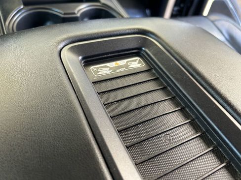 Used 2017 Chevrolet Tahoe LT w/ Luxury Package image 21