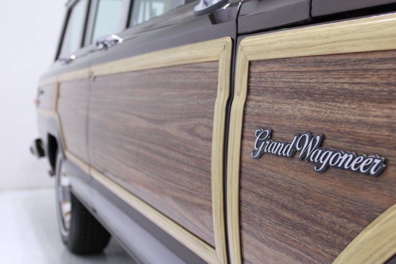 Used 1987 Jeep Grand Wagoneer AWD/4WD image 13