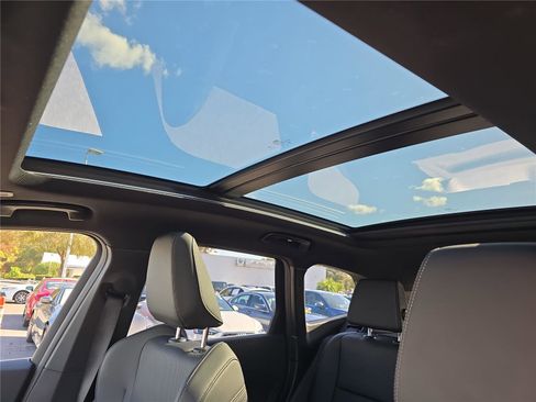 Used 2025 BMW X1 xDrive28i image 26