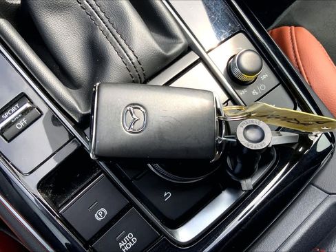 Certified 2025 MAZDA CX-30 Carbon image 15