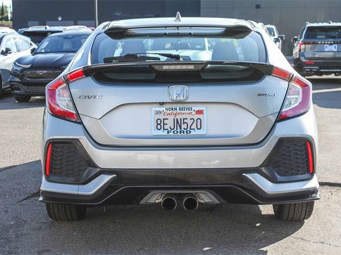 Used 2018 Honda Civic Sport image 8