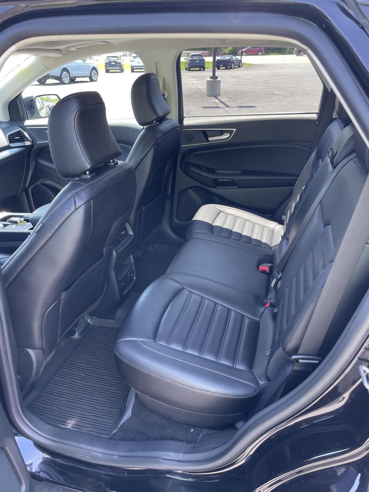 Certified 2024 Ford Edge SEL w/ Convenience Package AWD/4WD image 16
