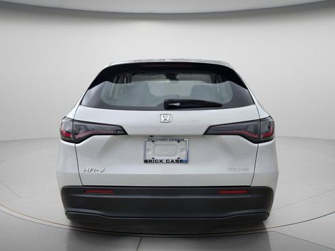 Used 2024 Honda HR-V LX image 6