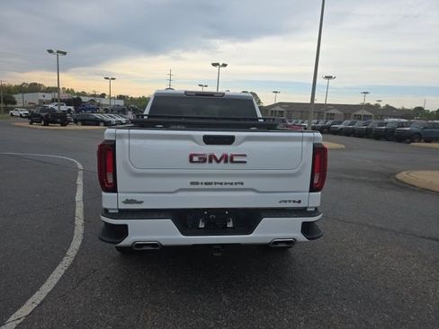 Used 2022 GMC Sierra 1500 AT4 image 4