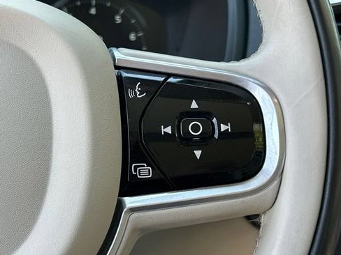 Used 2017 Volvo XC90 T6 Momentum w/ Convenience Package AWD/4WD image 63