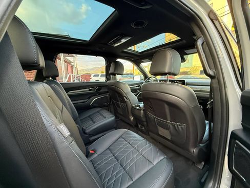 Used 2025 Kia Telluride SX X-Line AWD/4WD image 34