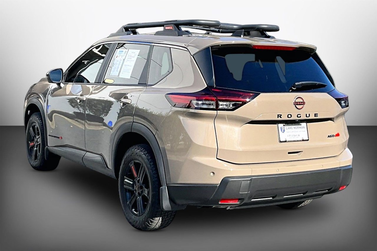 Used 2026 Nissan Rogue SV AWD/4WD image 6