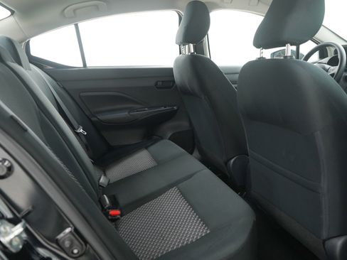 Used 2020 Nissan Versa S image 12