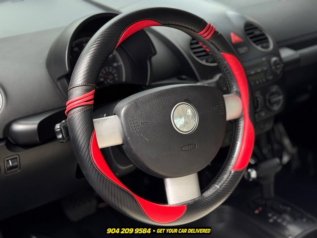 Used 2010 Volkswagen Beetle Coupe FWD image 16