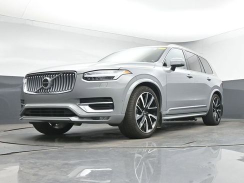 Used 2024 Volvo XC90 B6 Ultimate w/ Lounge Package AWD/4WD image 13