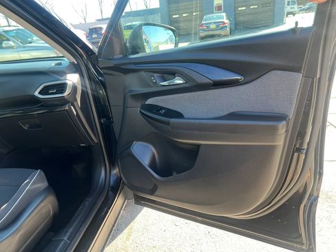 Used 2021 Chevrolet TrailBlazer LS FWD image 30