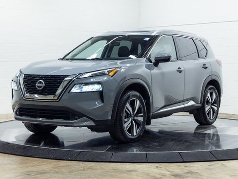 Used 2022 Nissan Rogue SL w/ SL Premium Package image 6