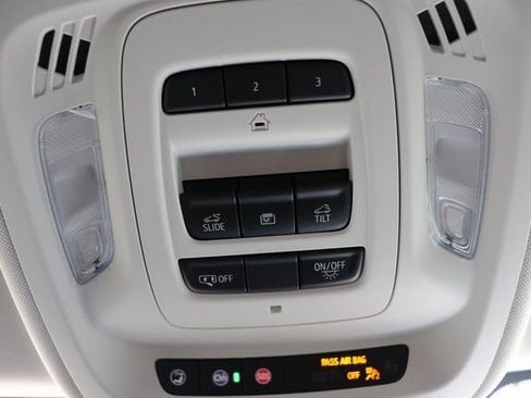 New 2025 Buick Envision Avenir image 26