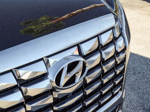Used 2023 Hyundai Palisade Calligraphy image 11