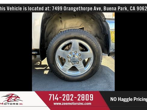 Used 2013 Chevrolet Silverado 2500 LT w/ Custom Sport Truck Package RWD image 46