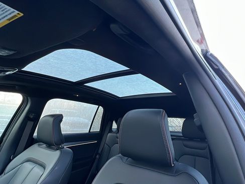 Used 2024 Jeep Wagoneer Launch Edition image 19